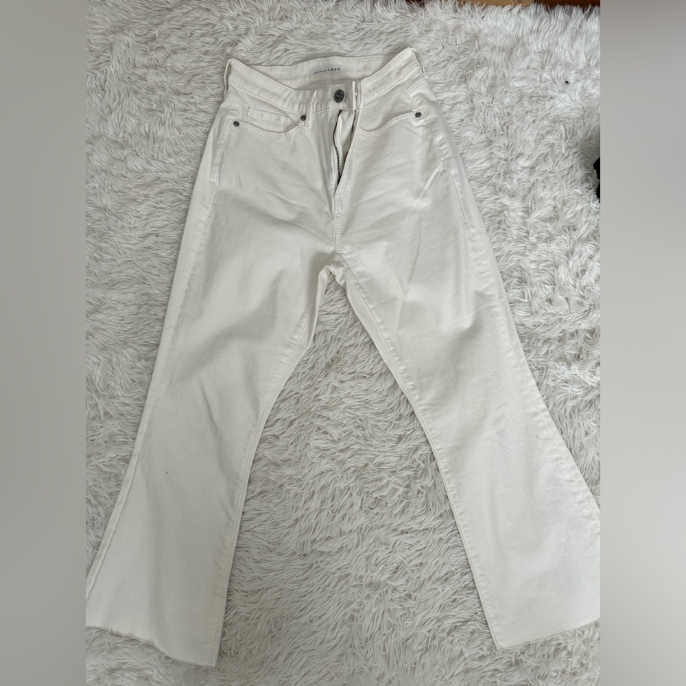 White loft jeans